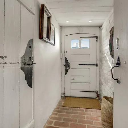 Lovely In With Wifi *