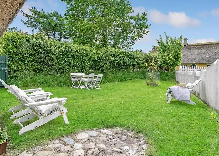 Holiday home Lovely In With Wifi *